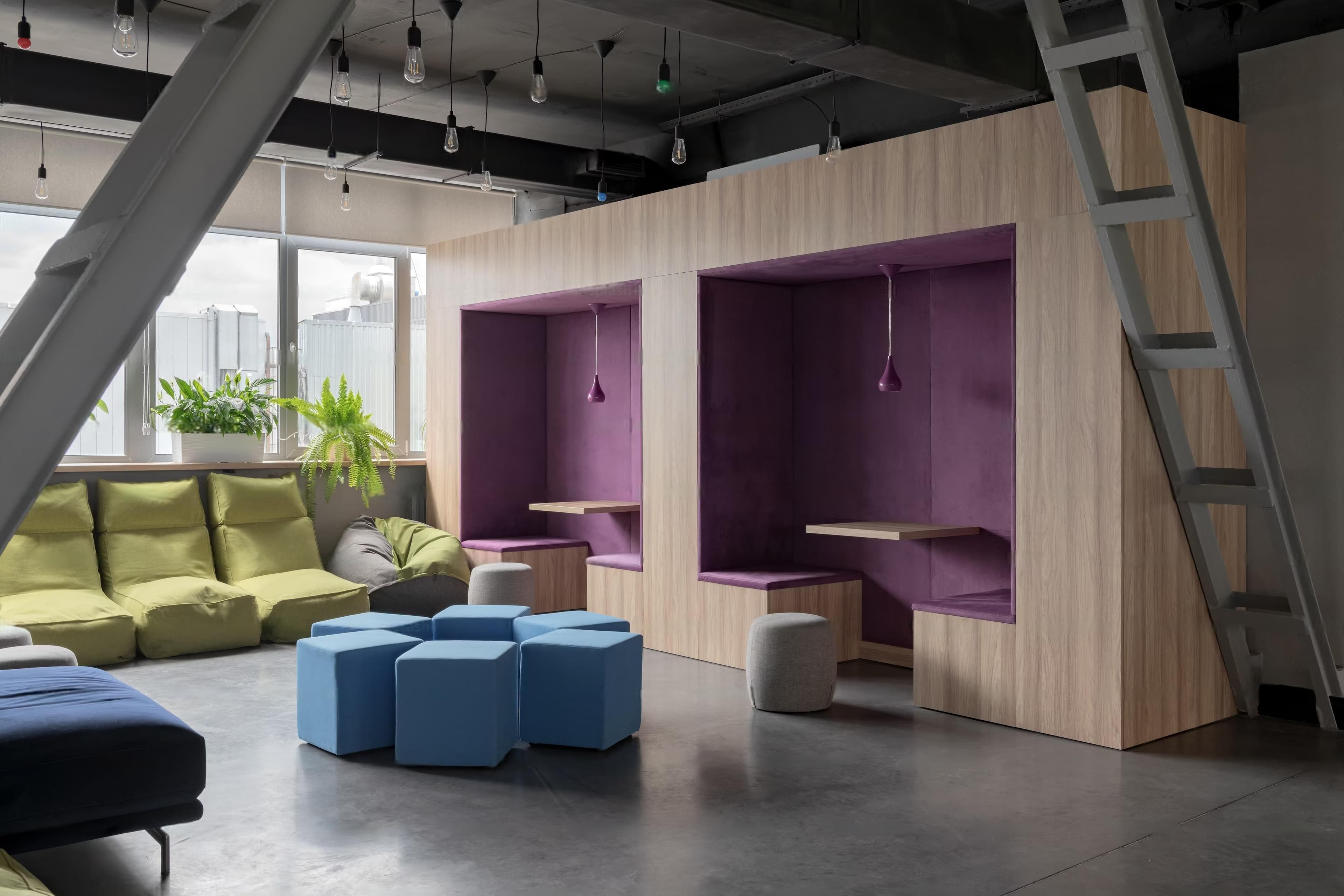 Indoor Architecture by Yevhenii Deshko (Unsplash)